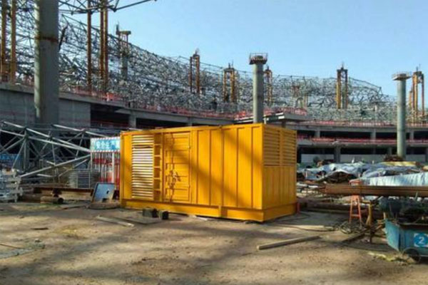 运城发电机出租如何判断空气滤清器是否需要更换？